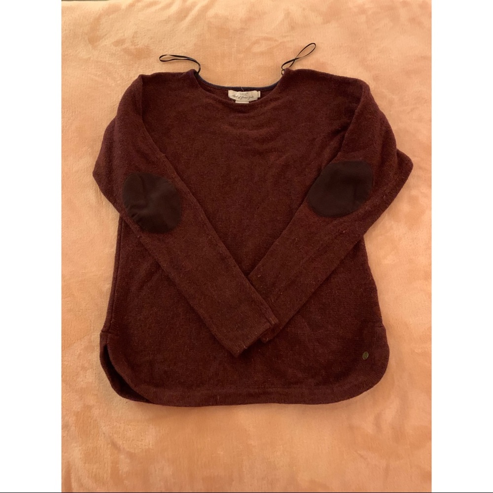 H&M Burgundy Sweater